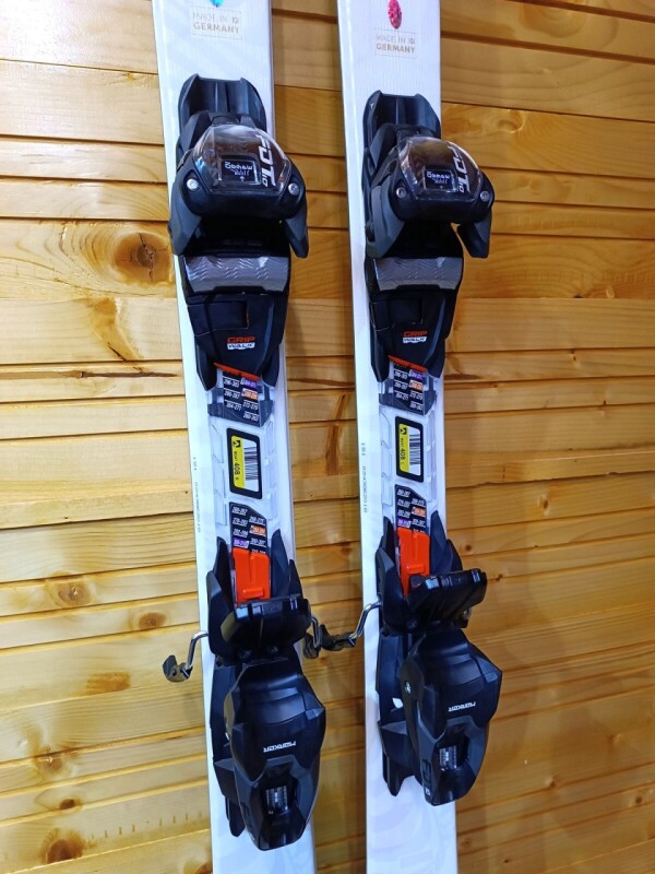 LYŽE VOLKL FLAIR 7.2 151CM --MODEL 2025--